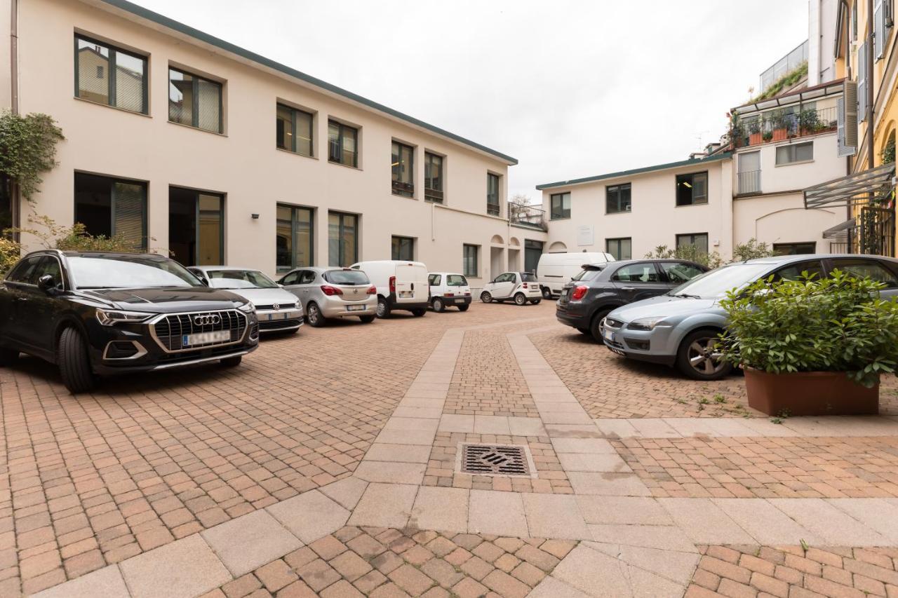 Milano Apartments Mortara Exteriör bild